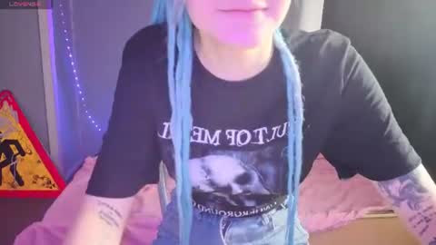 Snapshot of elieiza_xo chatting on July 2026 09:05:01 AM elieiza_xo online show from July 2026 09:05:01 AM
