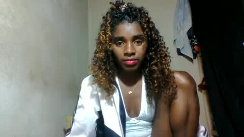elina981 online show from July 2026 12:18:02 PM
