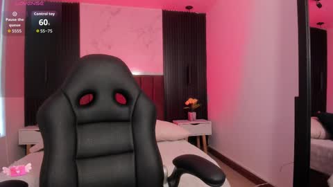 ELISSA online show from September 2025 09:17:02 PM