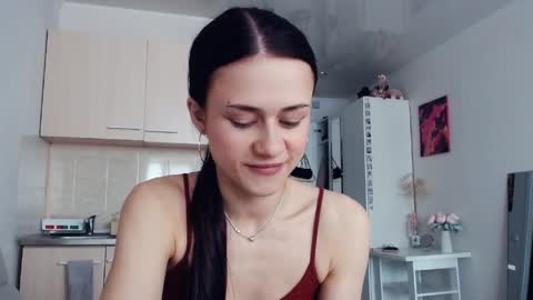 Elis online show from April 2026 07:45:01 AM