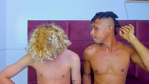 Valentino Konny y Jhon online show from June 2026 08:20:02 PM