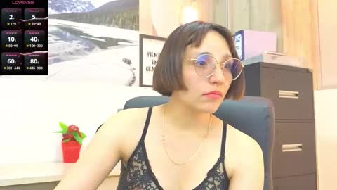 Eliza online show from March 2026 07:33:01 PM