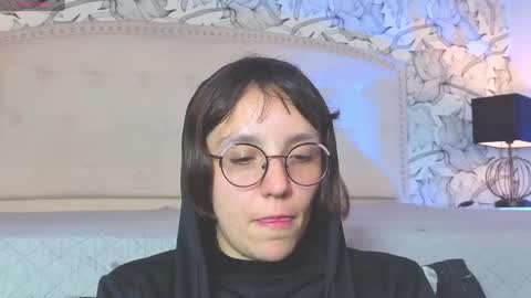 Eliza online show from April 2026 01:42:02 AM