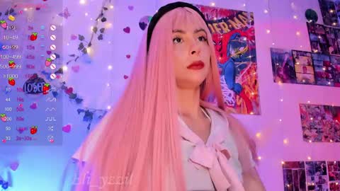    Independent Model online show from May 2026 04:35:01 PM