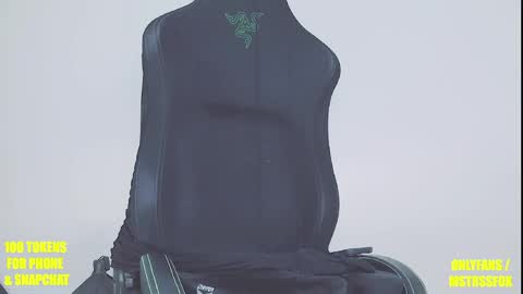 elizabethfox online show from April 2026 08:06:02 PM