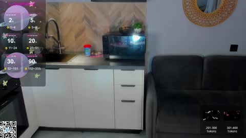 elizabethh_brown online show from February 2026 11:58:02 PM