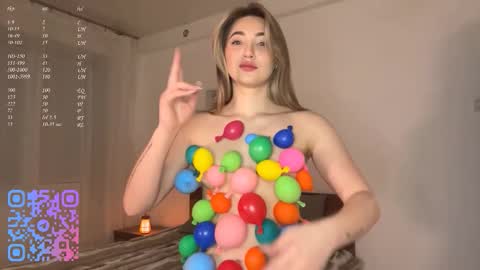 Mia online show from March 2026 05:20:02 PM