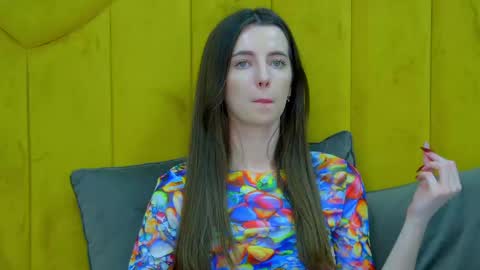 Elizabet online show from January 2025 05:53:01 PM