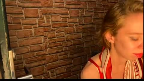 Snapshot of elizastorm chatting on June 2026 06:33:01 PM Eliza online show from June 2026 06:33:01 PM