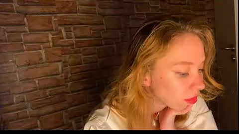 Snapshot of elizastorm chatting on July 2026 07:18:02 PM Eliza online show from July 2026 07:18:02 PM