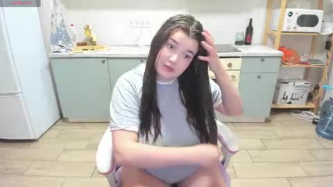 Lina online show from July 2026 07:24:01 PM
