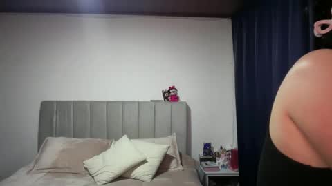 Ella  online show from April 2026 05:41:02 AM