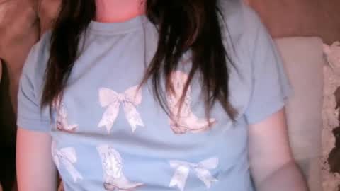 Snapshot of ella_girlnextdoor chatting on September 2025 10:49:02 AM Ella - Girl Next Door online show from September 2025 10:49:02 AM