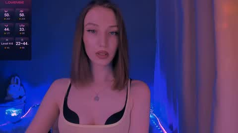 ellaamber online show from March 2026 01:02:02 AM