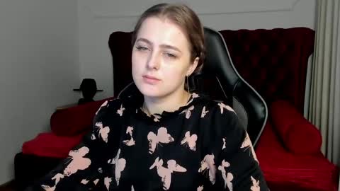 EllaBells online show from April 2026 05:16:01 AM