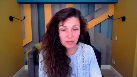 Snapshot of ellalongs chatting on April 2026 11:34:01 AM EllaLongs online show from April 2026 11:34:01 AM