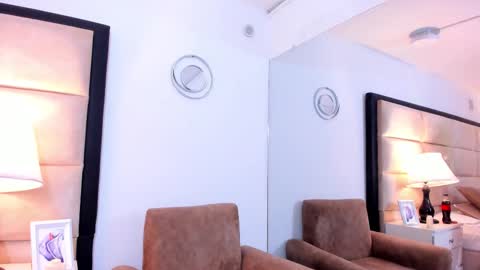 Ella Sanders online show from March 2026 11:34:01 PM