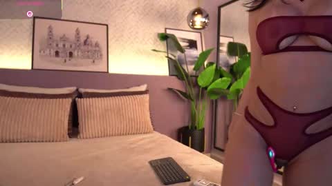 Elle Diane online show from March 2026 12:25:02 AM