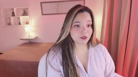 Snapshot of elli_snow chatting on January 2026 03:09:02 AM elli_snow online show from January 2026 03:09:02 AM