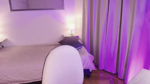 Snapshot of elli_snow chatting on January 2026 03:42:02 AM elli_snow online show from January 2026 03:42:02 AM