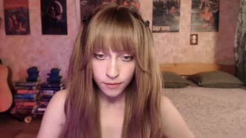 Snapshot of ellie_friendly chatting on June 2026 02:30:02 PM ellie_friendly online show from June 2026 02:30:02 PM
