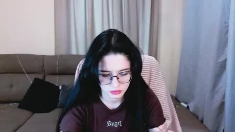 ellie_magic online show from March 2026 02:01:02 PM