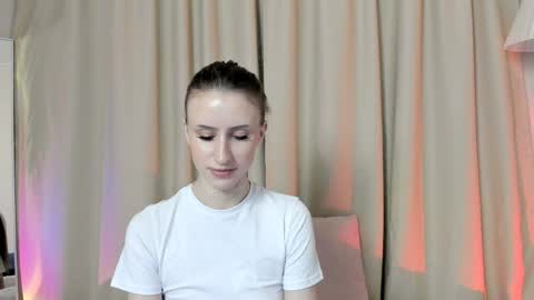 ellierough online show from April 2026 05:56:01 PM