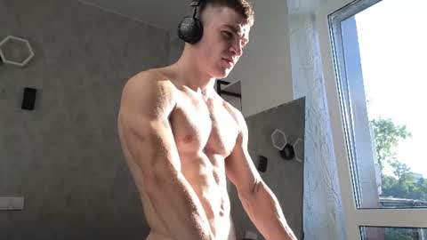 elliot_muscle04 online show from June 2026 03:24:01 PM