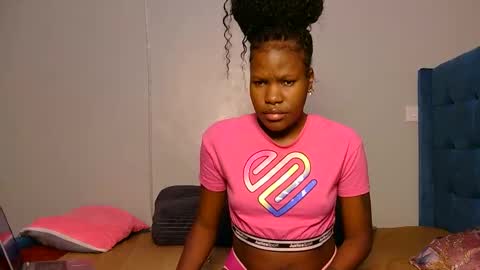 elllanna online show from April 2026 08:59:02 AM