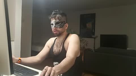 Snapshot of ellllixxx chatting on April 2026 09:18:01 AM ellllixxx online show from April 2026 09:18:01 AM