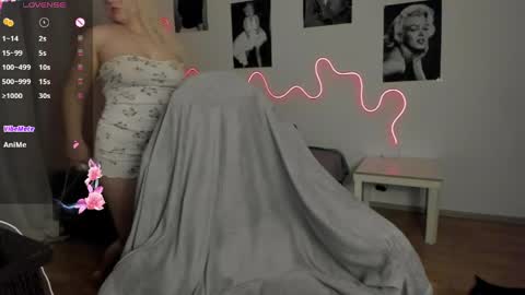 Elly online show from April 2026 05:58:01 PM