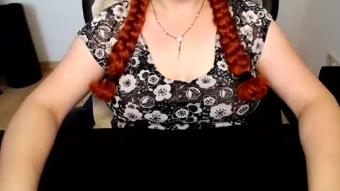 Elly online show from July 2026 06:19:02 AM
