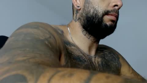 elosocazador online show from April 2026 01:12:01 PM