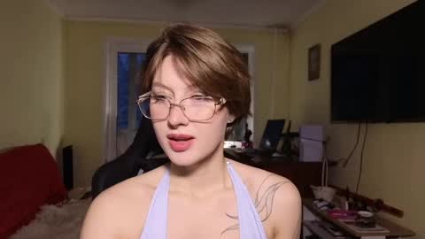 elsaangel online show from November 2025 01:49:02 AM