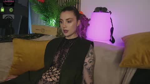 Ema Reese online show from June 2026 04:38:02 AM