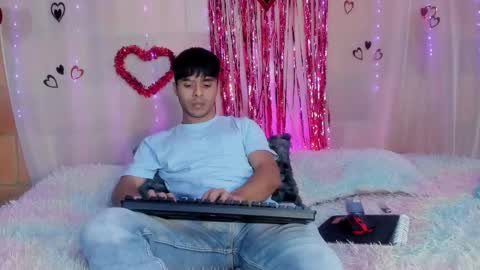 Snapshot of emalu_jones chatting on February 2026 11:56:02 PM Ema Luna online show from February 2026 11:56:02 PM