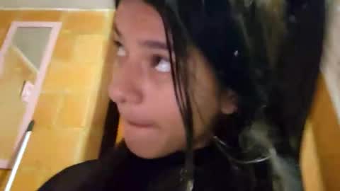 Snapshot of emalu_jones chatting on March 2026 12:15:01 AM Ema Luna online show from March 2026 12:15:01 AM