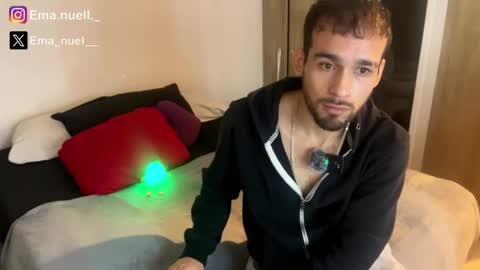 emanuell___ online show from April 2026 11:27:01 PM