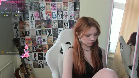 Snapshot of ember_vexen chatting on April 2026 08:41:02 AM Ember online show from April 2026 08:41:02 AM