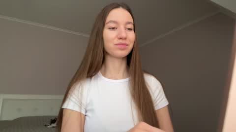 Alina online show from March 2026 03:07:02 PM