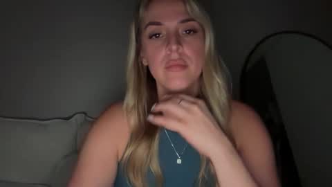 emilelovesyou online show from May 2026 10:49:02 PM