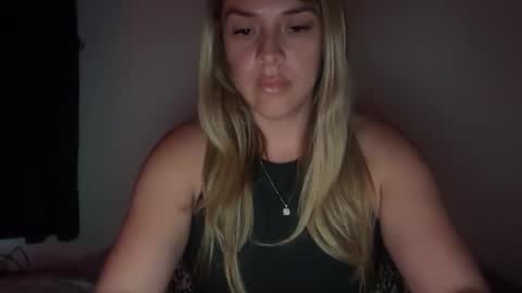 emilelovesyou online show from May 2026 01:26:01 PM
