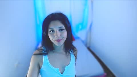 Snapshot of emili_riders chatting on January 2025 08:32:01 PM emili riders online show from January 2025 08:32:01 PM