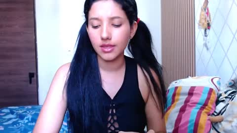 Snapshot of emili_riders chatting on January 2025 03:47:02 PM emili riders online show from January 2025 03:47:02 PM