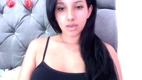 Snapshot of emili_riders chatting on February 2025 03:30:02 PM emili riders online show from February 2025 03:30:02 PM