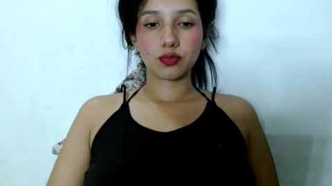 Snapshot of emili_riders chatting on February 2025 04:38:02 AM emili riders online show from February 2025 04:38:02 AM