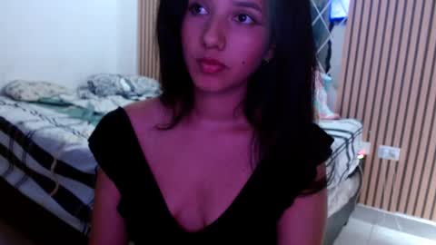 Snapshot of emili_riders chatting on March 2025 03:13:02 PM emili riders online show from March 2025 03:13:02 PM