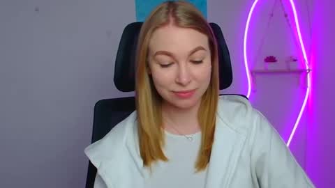 Emilia online show from March 2026 12:30:02 PM