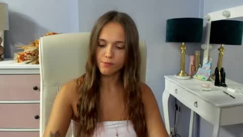 Snapshot of emilly_lust99 chatting on July 2026 08:40:02 AM Emilly online show from July 2026 08:40:02 AM