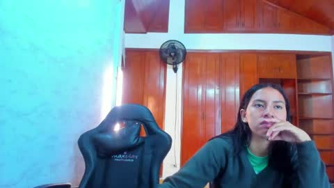 Snapshot of emily_and_soffy chatting on June 2026 12:11:01 PM Emily and Soffy online show from June 2026 12:11:01 PM